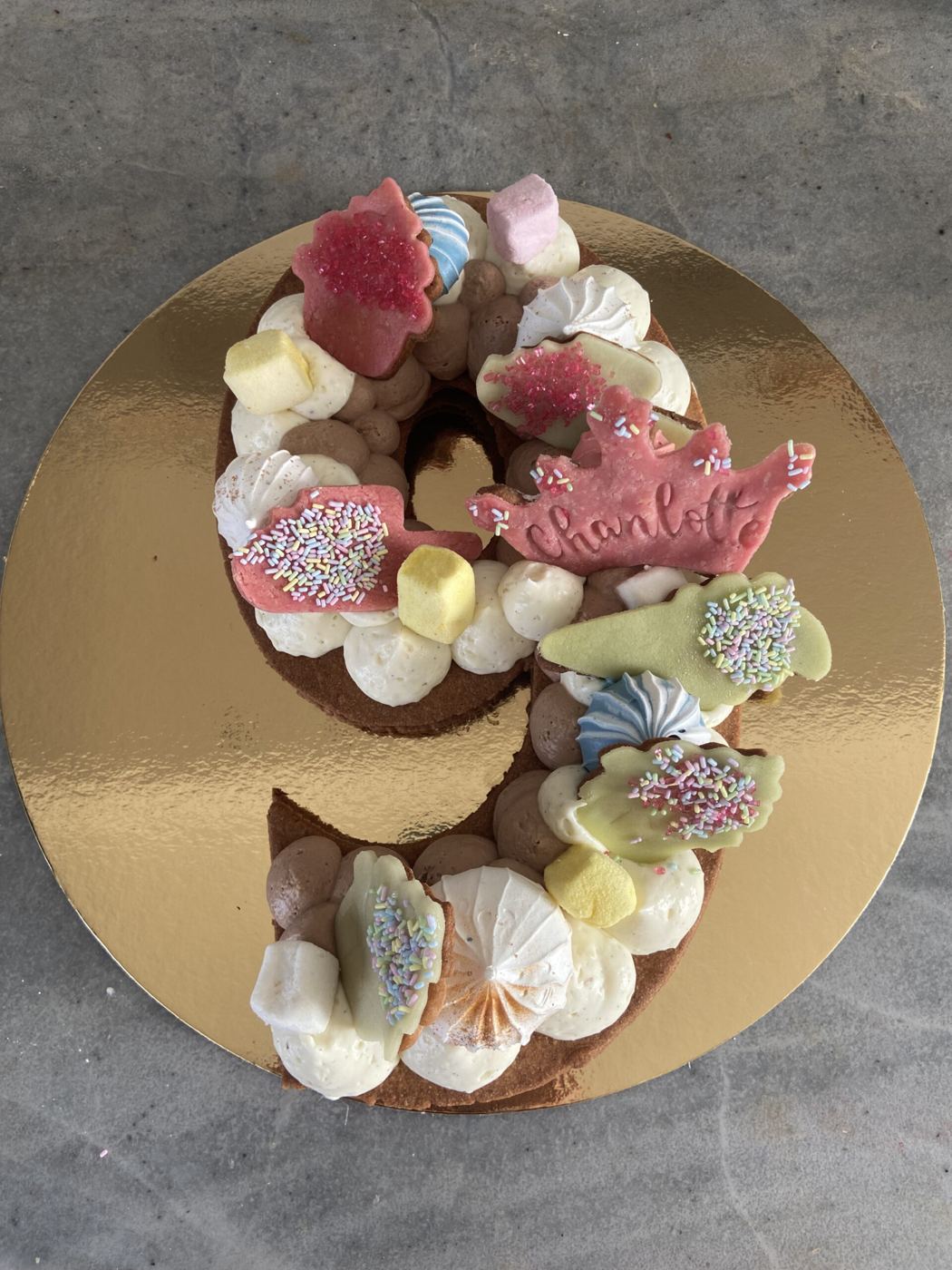 Number cake réalisé par Julie Trop Bon pour un anniversaire